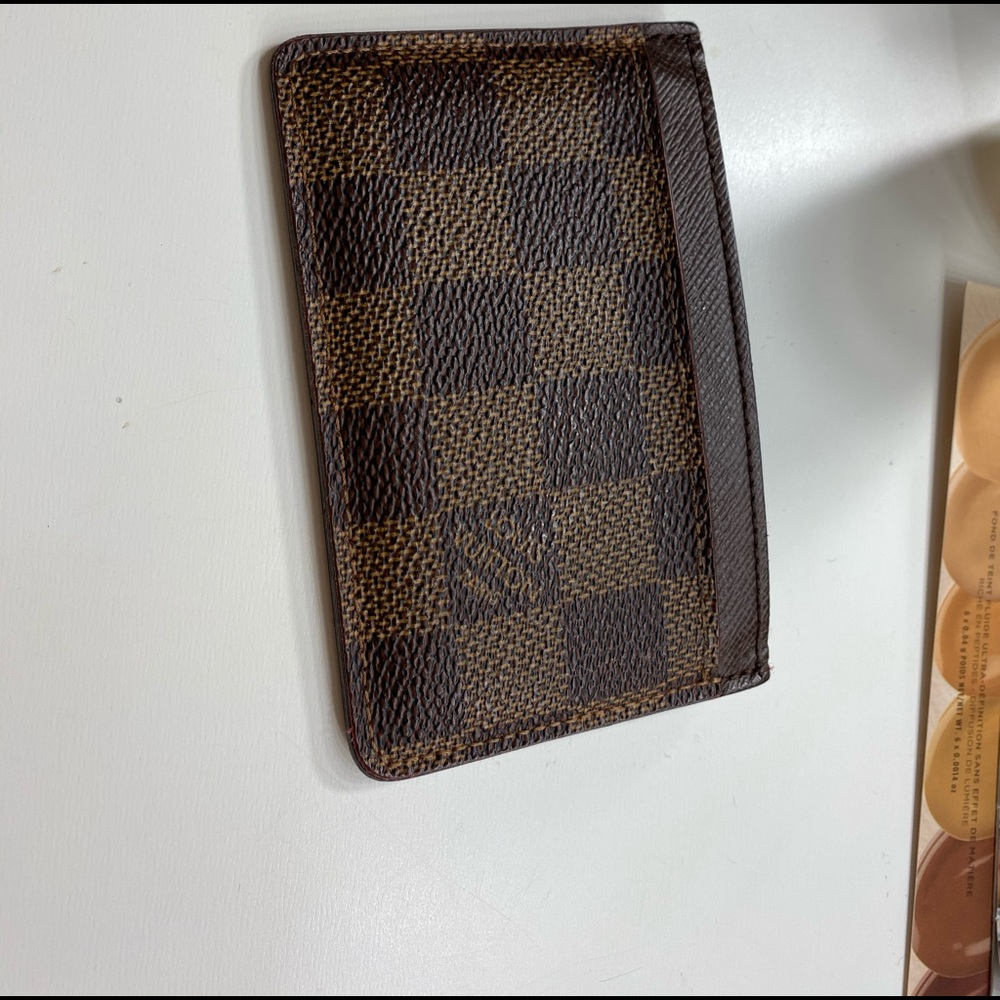 Louis Vuitton Carr holder